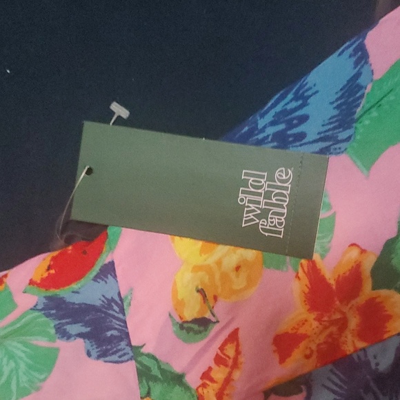 Floral Top Wild Fable Small sleeveless Sun top - Picture 2 of 4